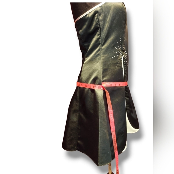 Black and white tuxedo style dress - Picture 4 of 11